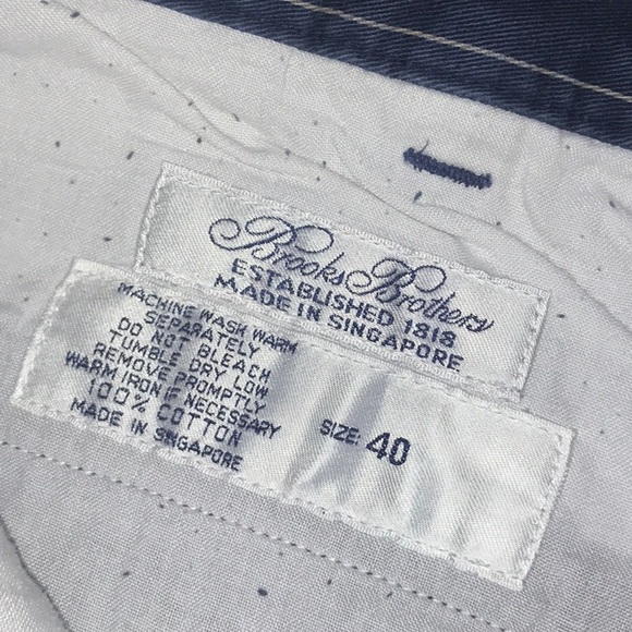 Brooks Brothers Navy Pleated Shorts - Picture 4 of 4